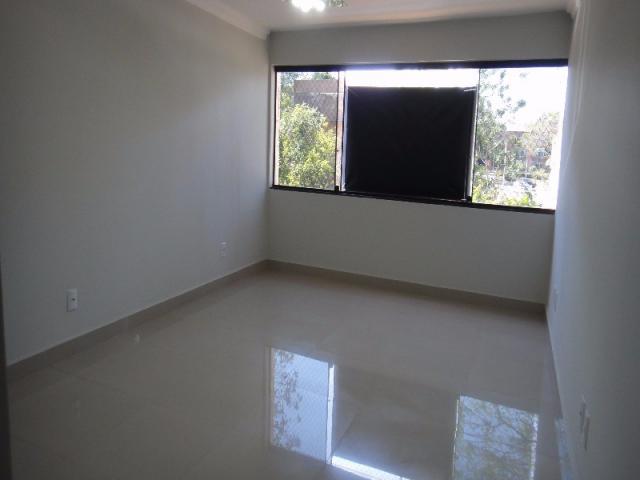 Aluga-se excelente apartamento de 3 quartos, (2º andar), sqs 410 asa sul, no valor de r$3. - Foto 5