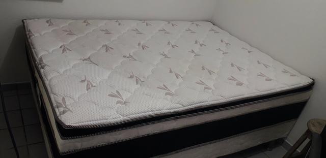 Cama box semi nova