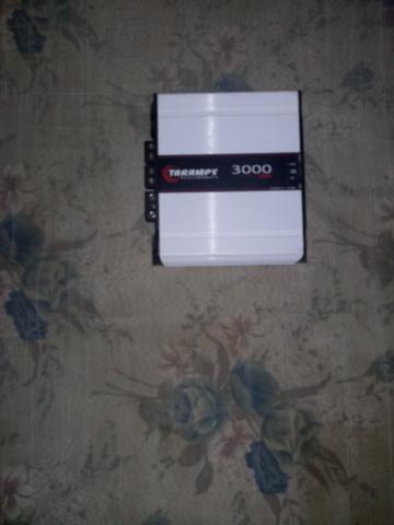 Vendo um módulo taramps de 3000 rms simi novo pouco tempo de uso