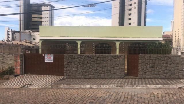 Casa - Candelária - 155m² - 2/4 sendo uma suíte - 2 vagas - Excelente localização -SN - Foto 3