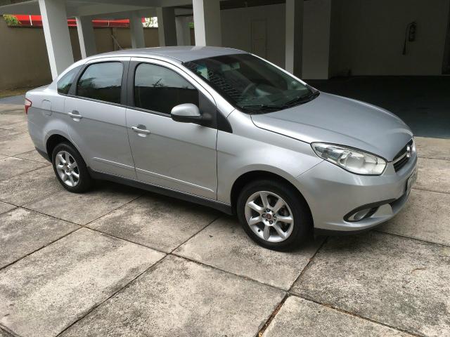 Fiat Gran Siena Attractive 1.4 MT Flex 2014/2014