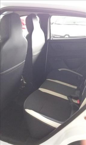 RENAULT KWID 1.0 12V SCE FLEX INTENSE MANUAL - Foto 10