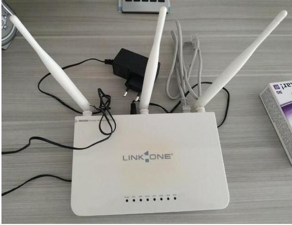 Roteador 300Mbp/s Link One 3 Antenas - Foto 2