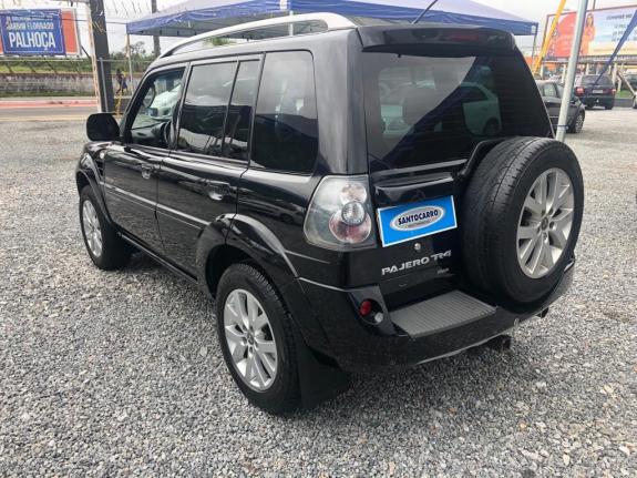 Pajero TR4 2.0 2.0 Flex 16V 4x4 Aut. - Foto 6