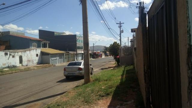 QR 203 lotão avenida entre as quadras, com/resid,casa de fundos 2qts - Foto 5