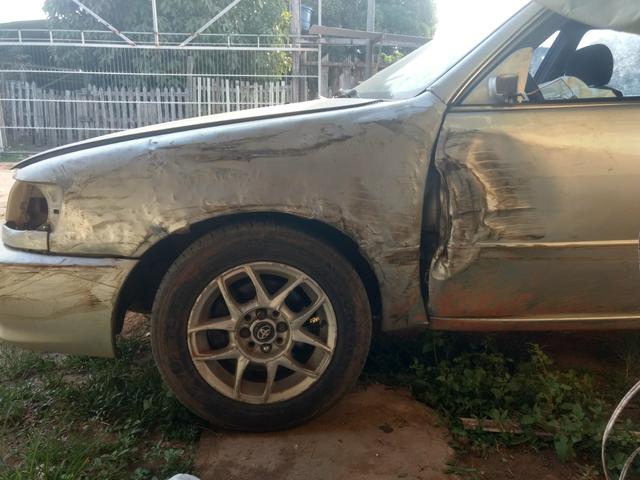 Corolla XEI 1.8 automático 2000