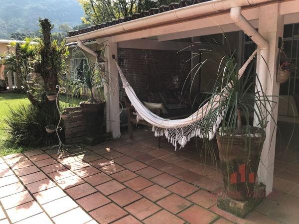 Excelente Casa c/4 Suítes no Quitandinha - Foto 16