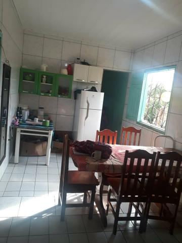 Vende-se ou troca casa150.000 com dois apartamento - Foto 5