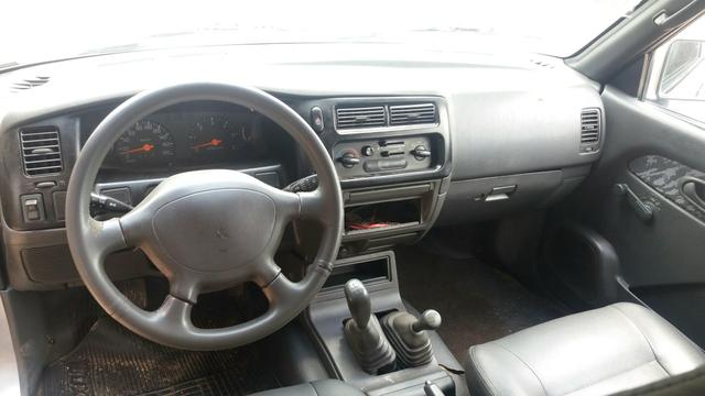 Mitsubishi l200 GL - Foto 7