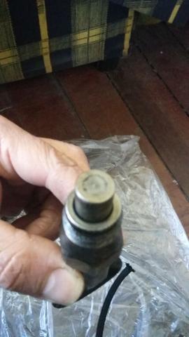 Bico injetor original da Peugeot 504 , 2.3 diesel - Foto 4