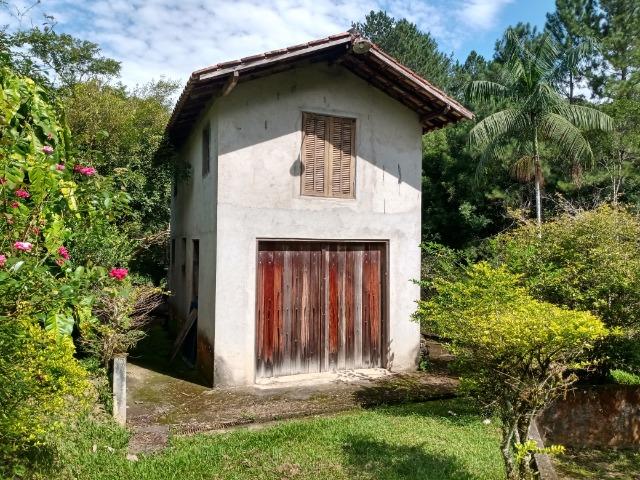 Sitio com 20.000 m²,bela casa,imenso lago e espaço para criações - Foto 13