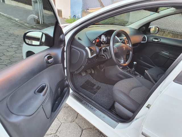 Peugeot 207 - Foto 5