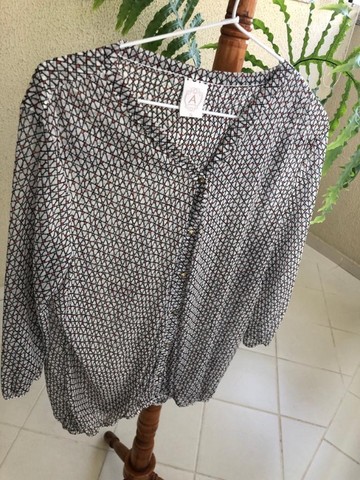 Camisa feminino - tamanho G  - Foto 2