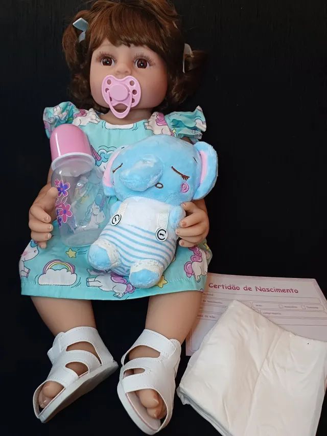 Boneca Bebê Reborn Silicone Menina Olhos Castanhos 55cm Elefante Pode Dar  Banho : : Brinquedos e Jogos