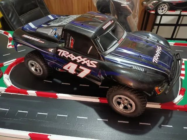 Automodelo Traxxas 1/10 OffRoad