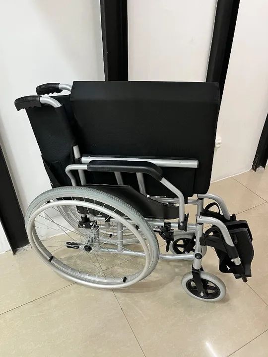 Cadeira de rodas Mobil - Foto 4