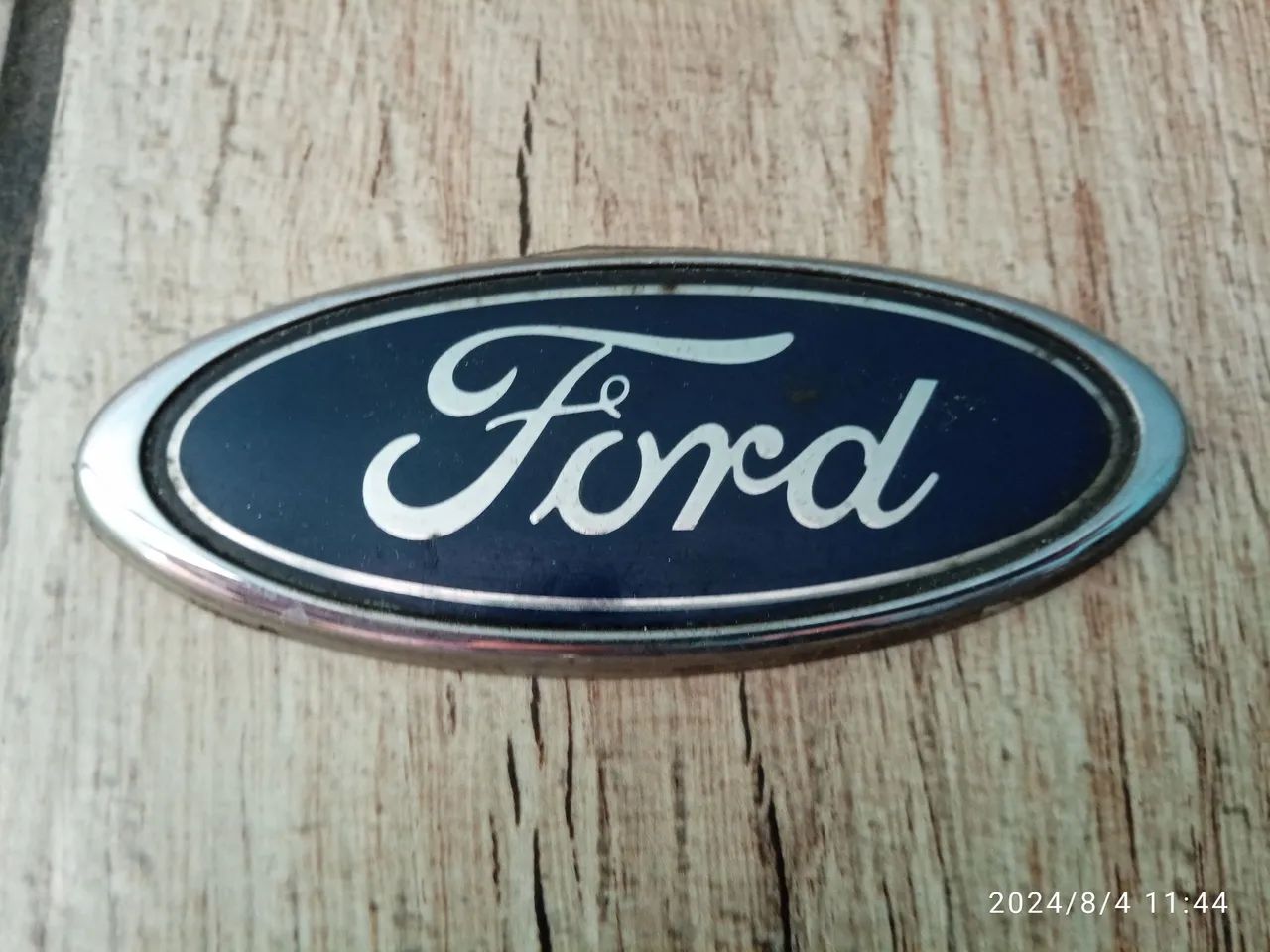 Emblema tampa traseira Ford Focus/KA/Courier - Foto 4