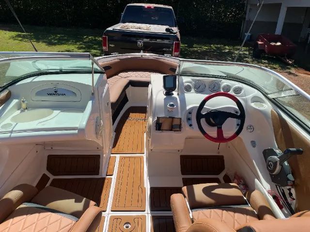 Lancha Ventura 220 - Motor 150HP - Foto 3