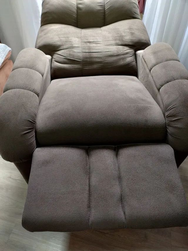 Poltrona Papai Sofás e Poltronas Teixeiras, Juiz de Fora 1279507268