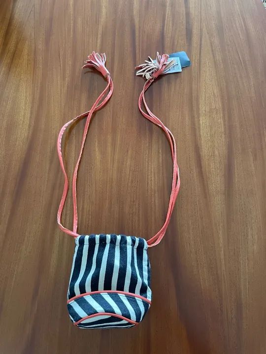 Bolsa de Ombro Mini Maria Filó - Etiqueta - Foto 2