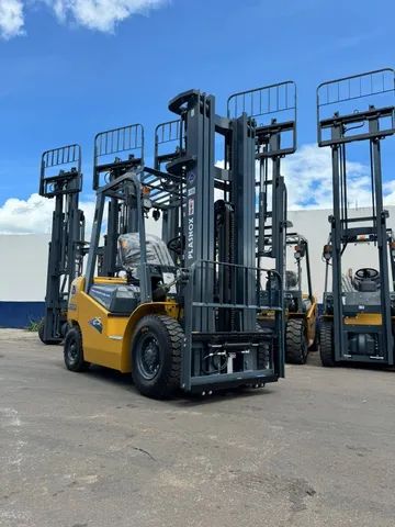 Empilhadeira Plasnox| Nova| 2.500kg| Diesel | Torre 6mts