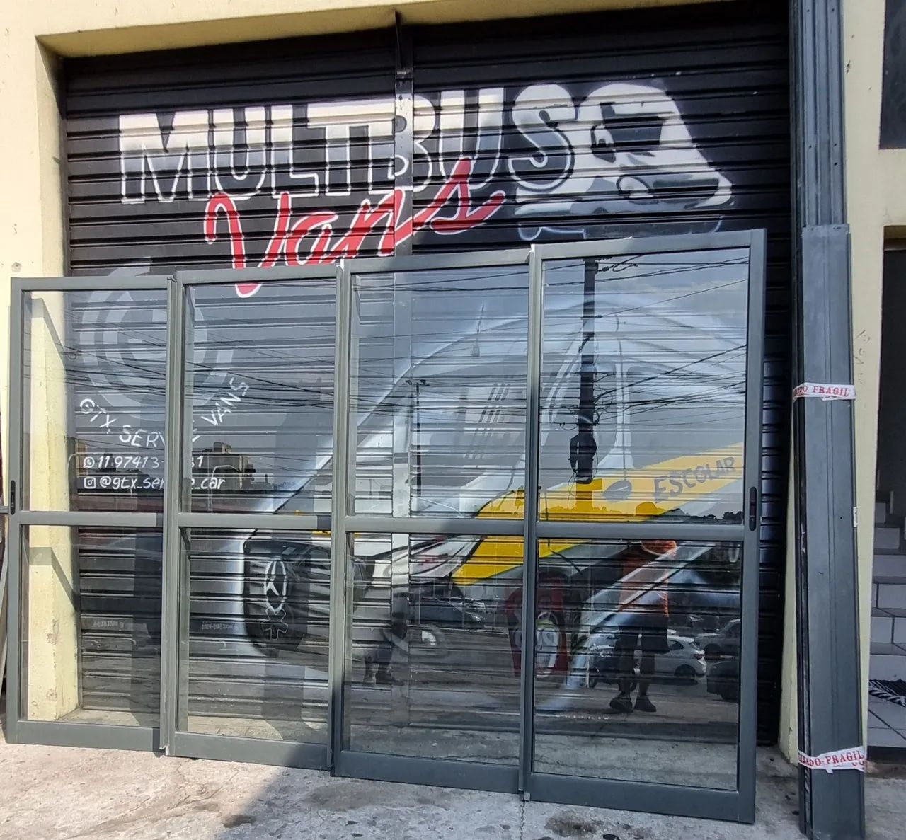 Porta balcão gold corre ambos lados - Foto 2