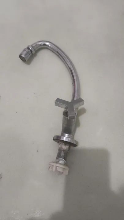 Pia inox 1.80 M  com torneira de bancada  - Foto 2