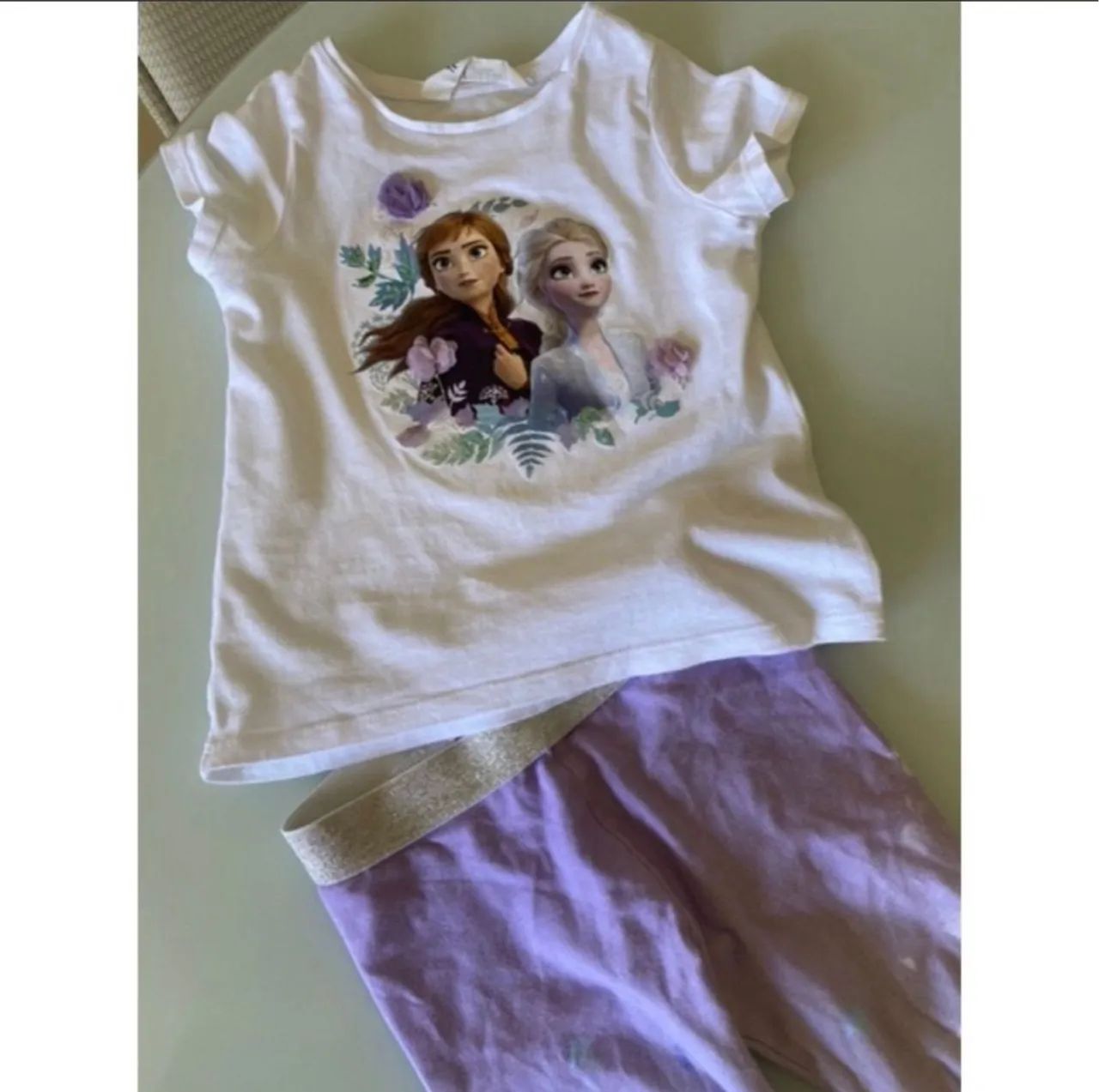 Conjunto infantil H&M Frozen