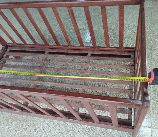 Berço em madeira maciça - Foto 3