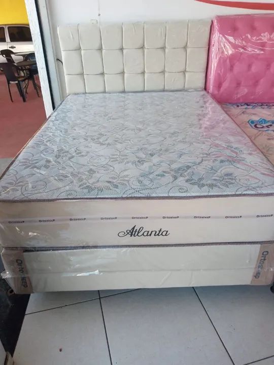 Cama Box Atlanta com cabeceira e colchão 