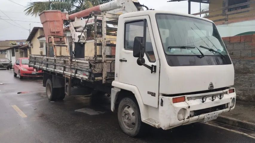 Caminhão Agrale 8.500 E-mec com Cesto Aéreo Guiton 10,5  - Foto 3
