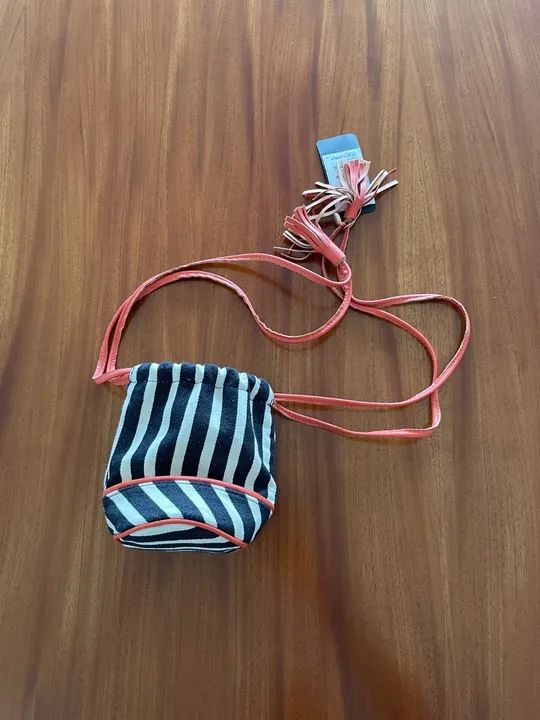 Bolsa de Ombro Mini Maria Filó - Etiqueta - Foto 3