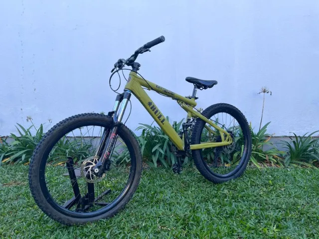 Bicicleta downhill barata hot sale