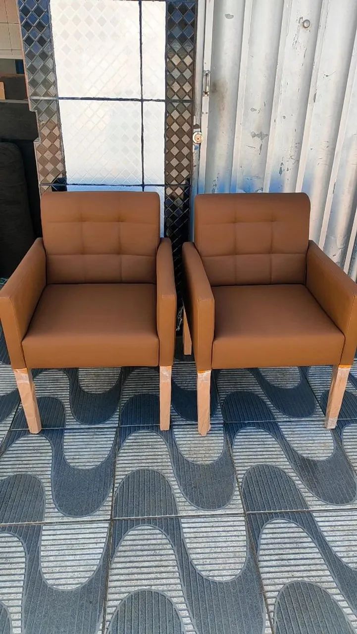 Poltronas de Couro Elegantes