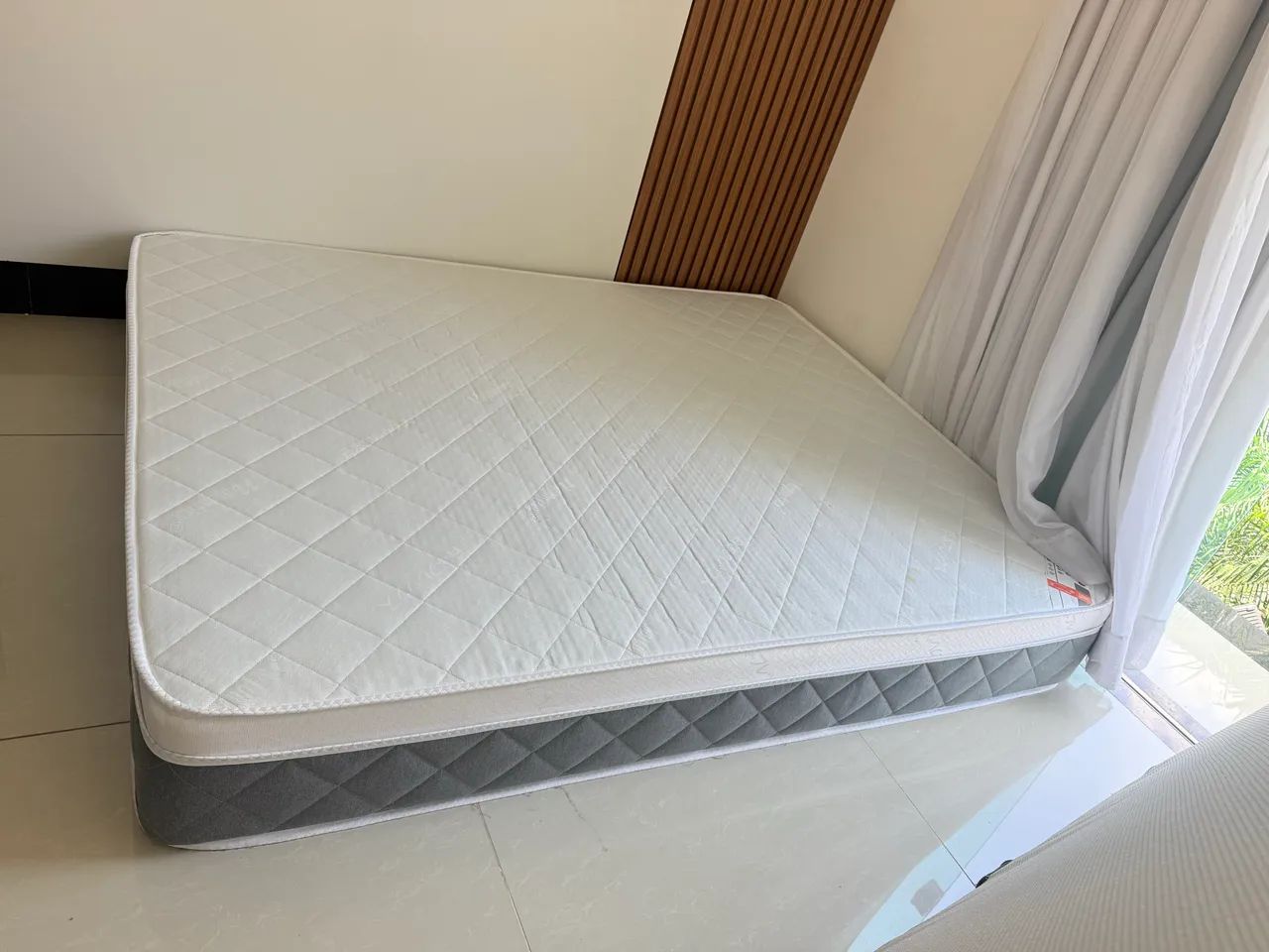 Colchão Queen Nipponglex Massageador 