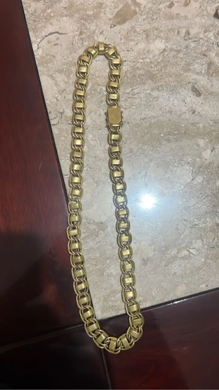 Corrente de moeda antiga 