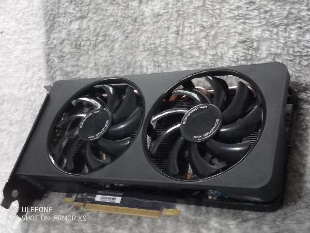 PLACA DE VÍDEO XFX R9 270X 4GB RAM ( USADA ) FUNCIONANDO CORRETAMENTE.