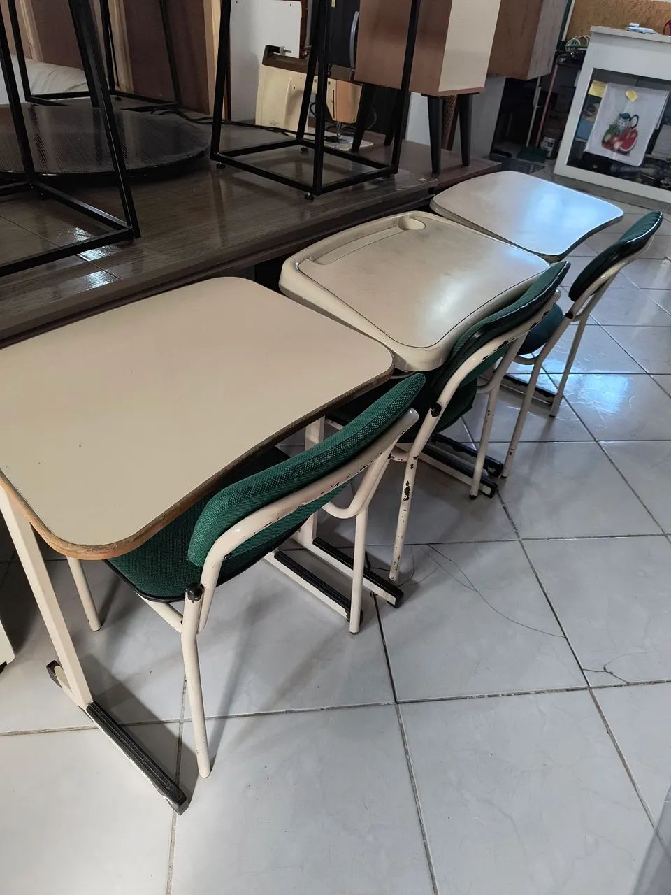 Escrivaninha Compacta - 75cm Altura - Foto 5