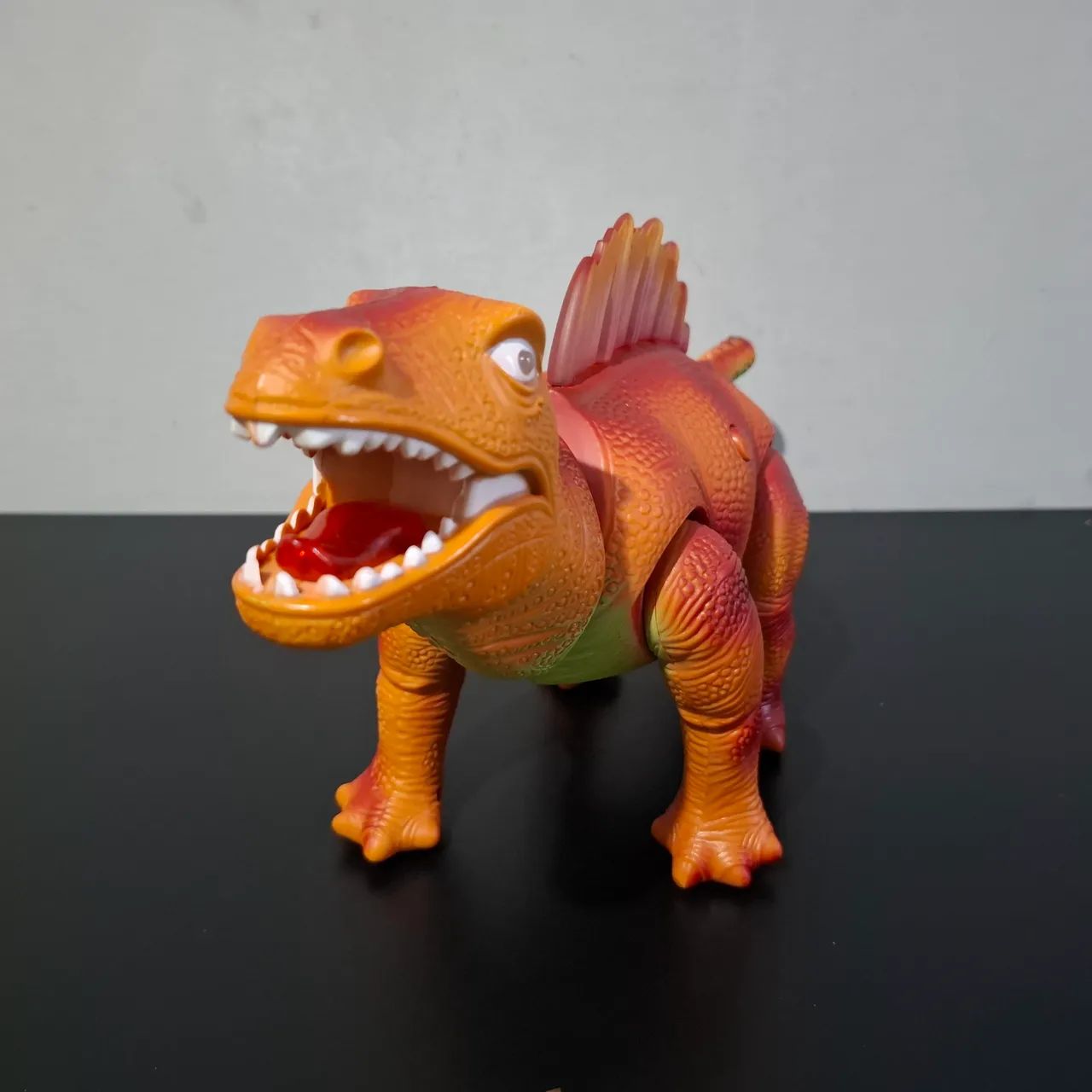 Dino Dimetrodon Marrom com controle remoto - Foto 2