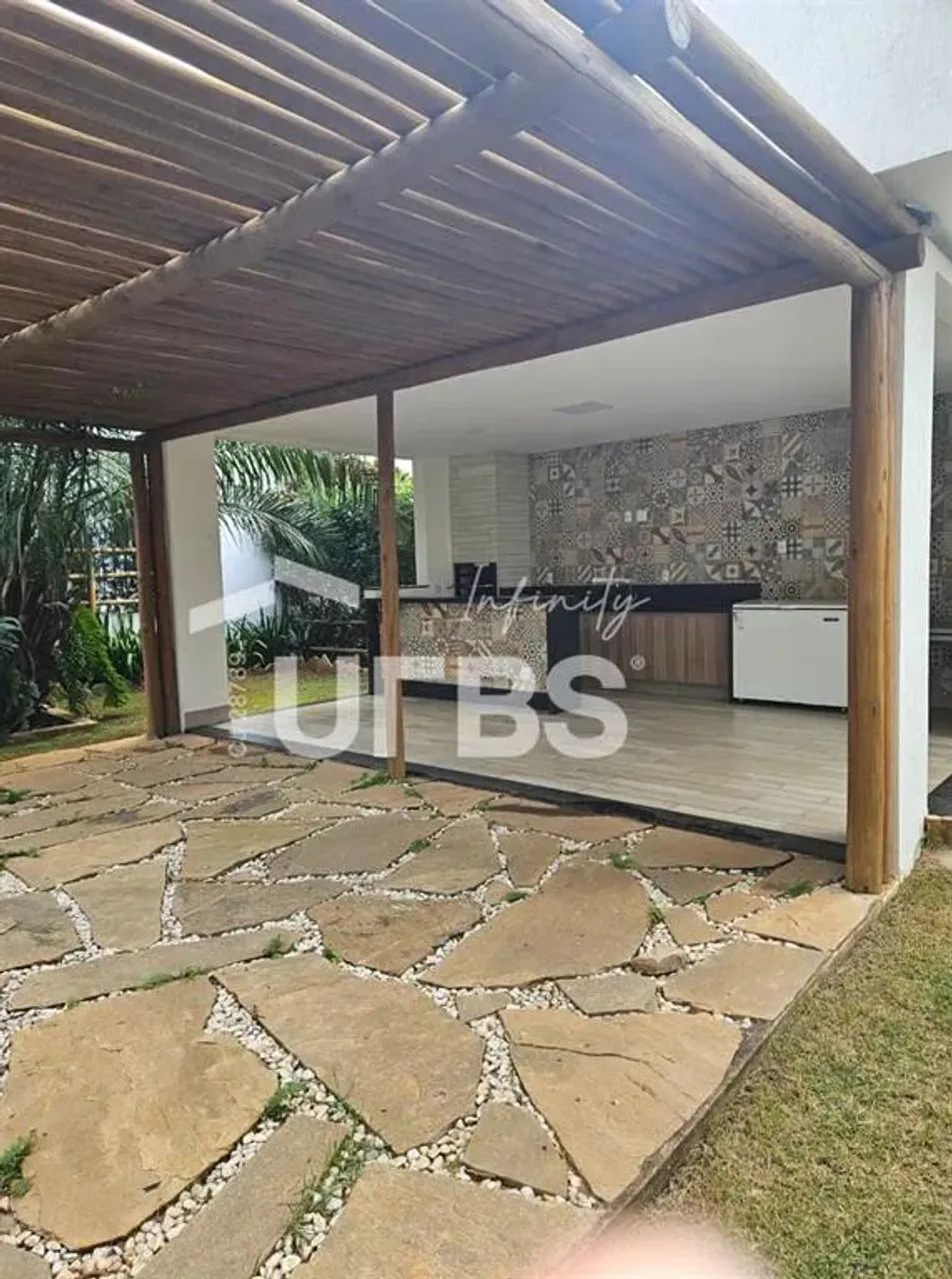 BELISSIMO SOBRADO CONDOMINIO VEREDAS DA ALVORADA - Foto 3