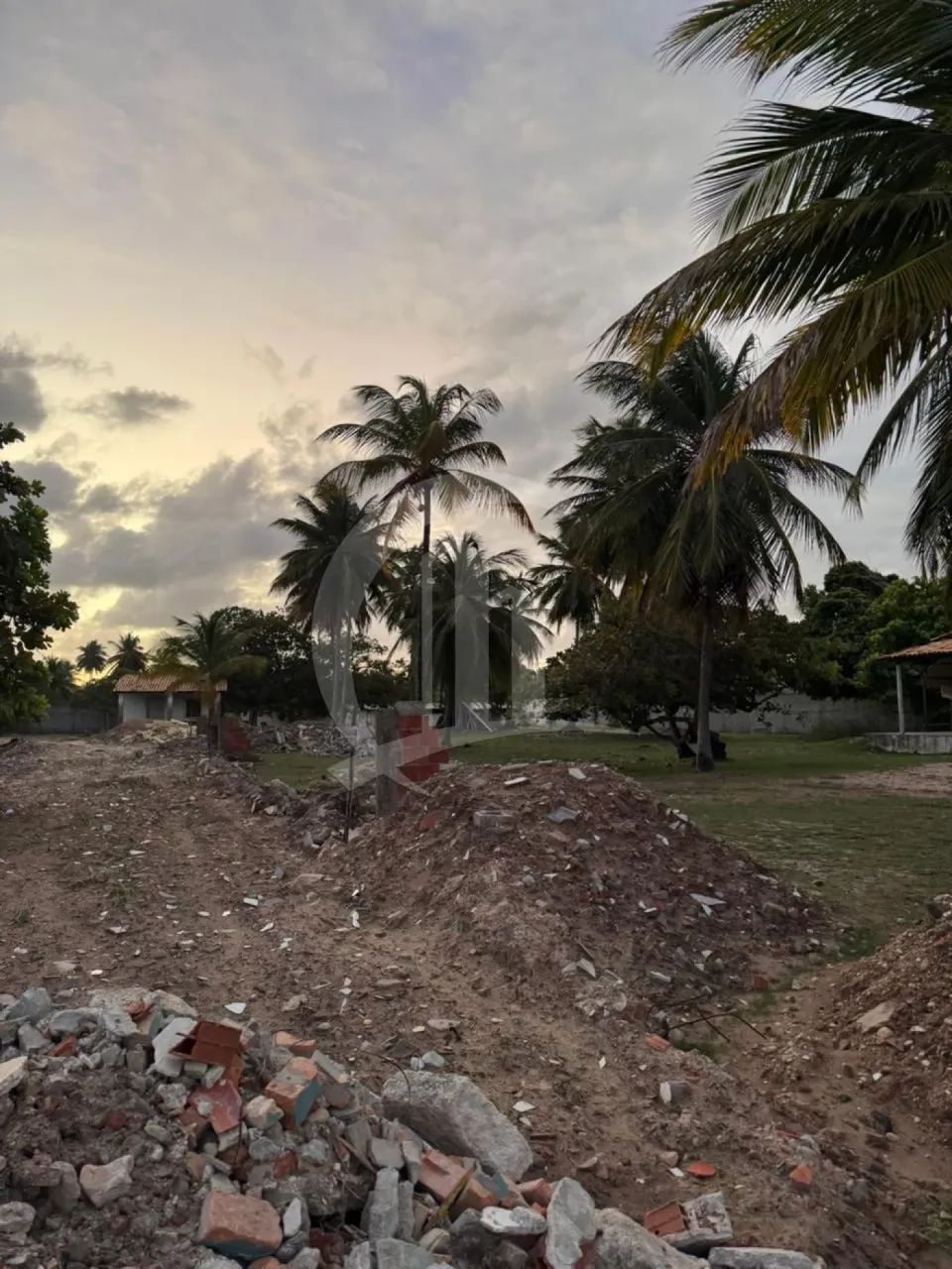 Lote à Venda 380m² Posição Leste/Norte - Foto 8