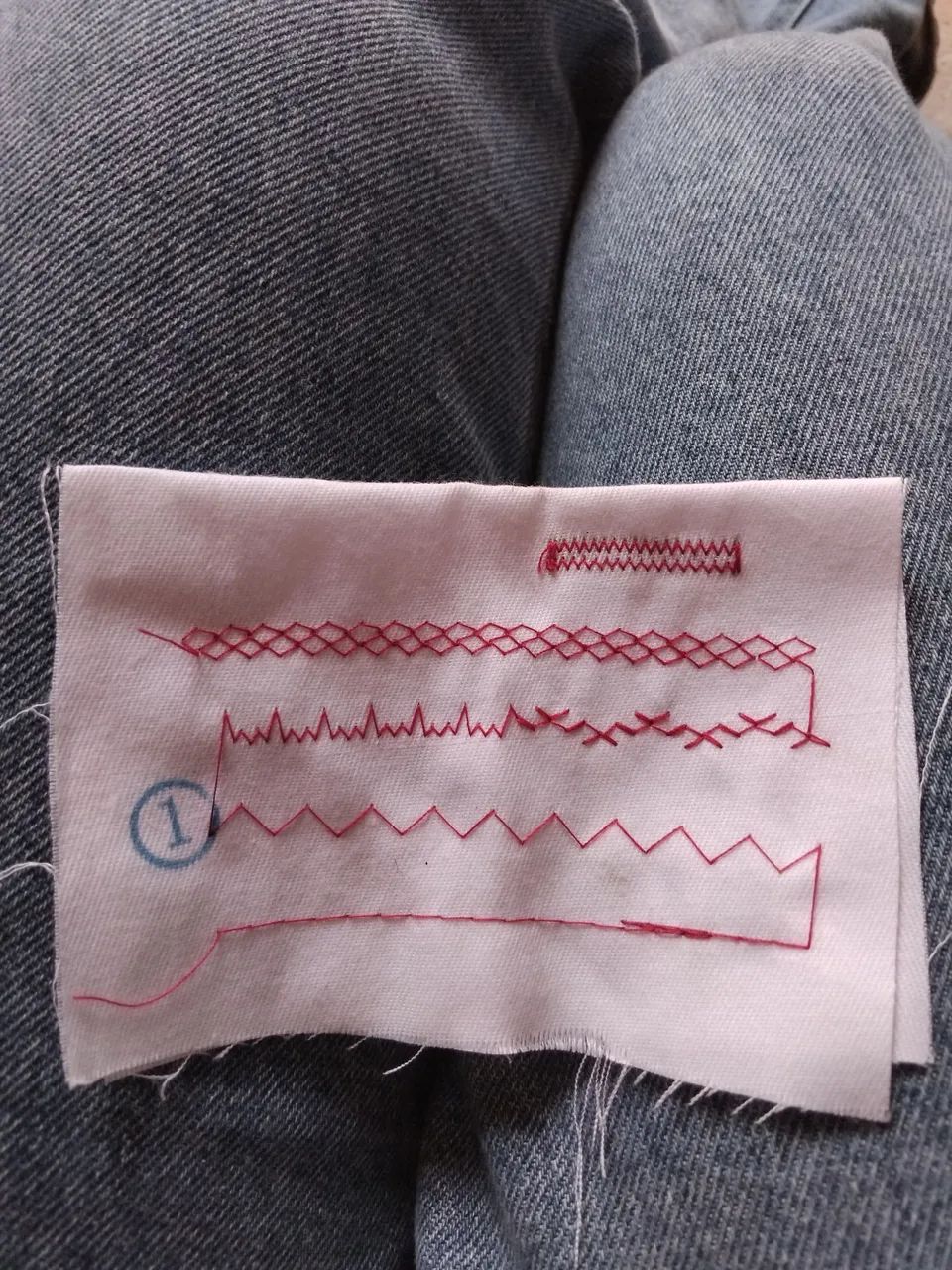 Máquina de Costura Elgin Genius Plus+64302527813633121