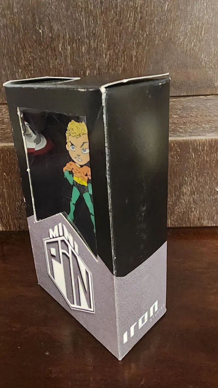 Pin Aquaman Iron Studios - Foto 4
