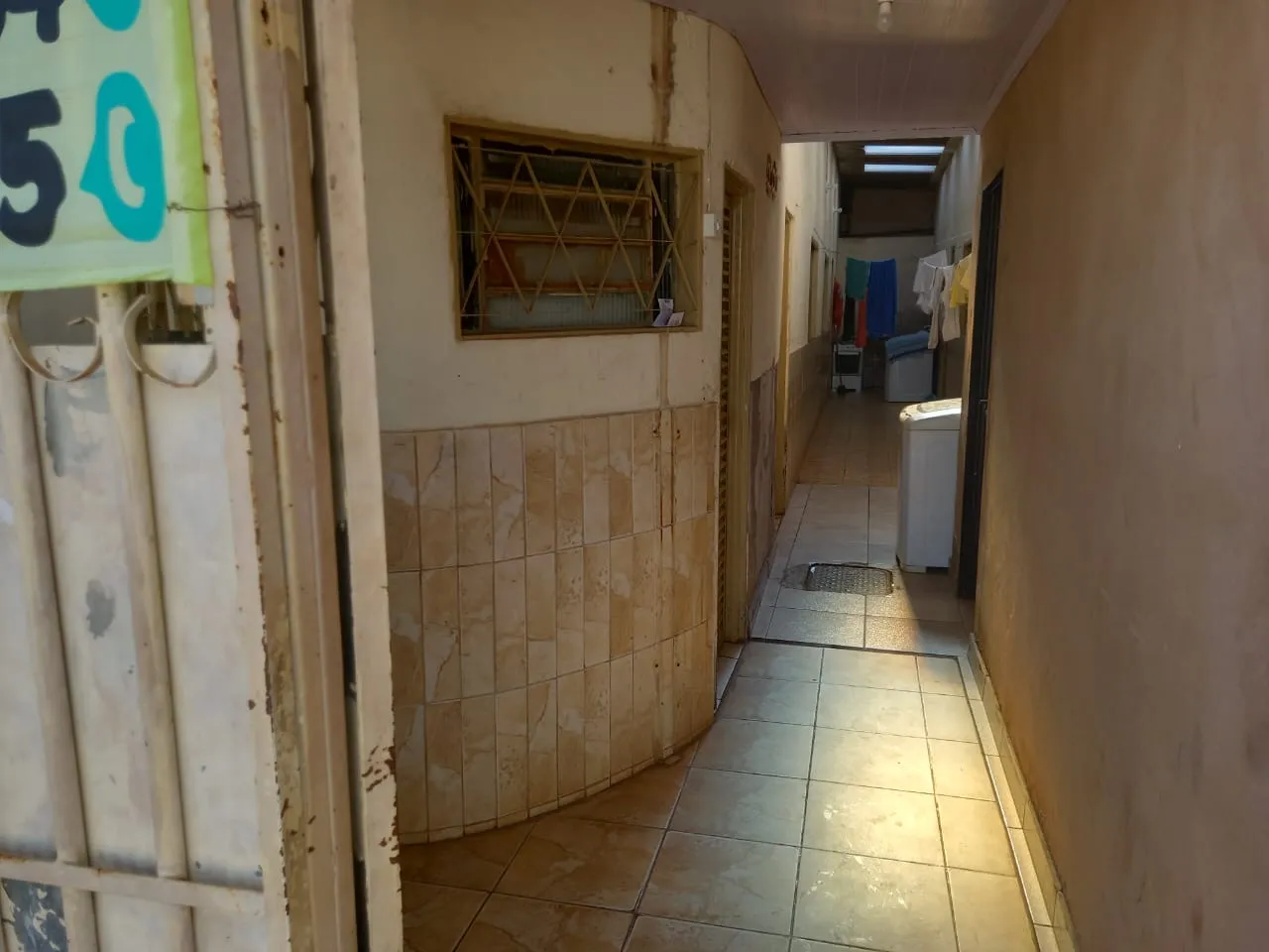 Oportunidade! Lote de esquina c/ kitnets barato