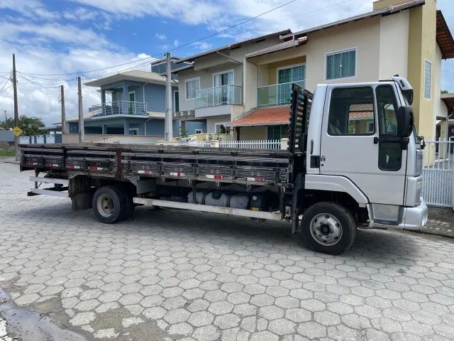Ford Cargo 816 - 2013 - Apenas 153 Mil Km - Único Dono - Foto 4