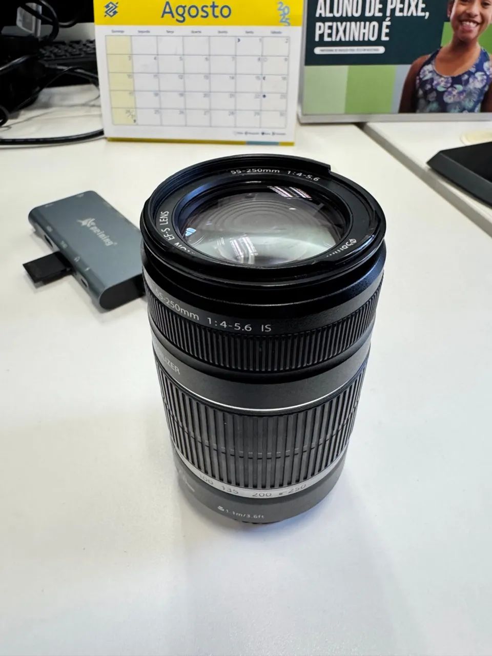 Lente Canon EF-S 55-250mm f/4-5.6 IS