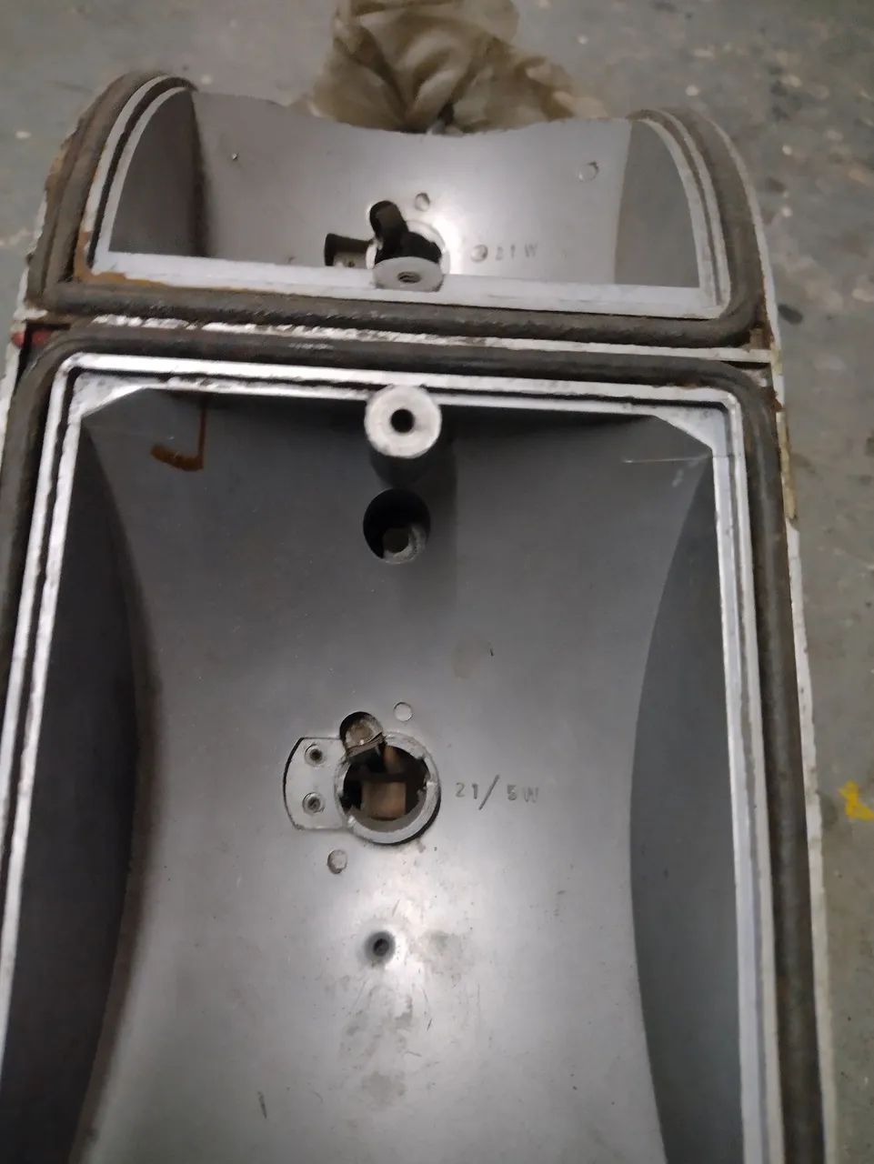 Original VW Brasília Tail Light Housing64300200176513121