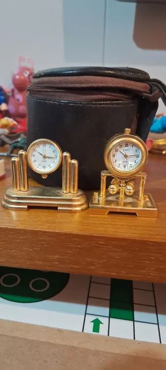 2 Mini Relógios de mesa antigos, decorativos