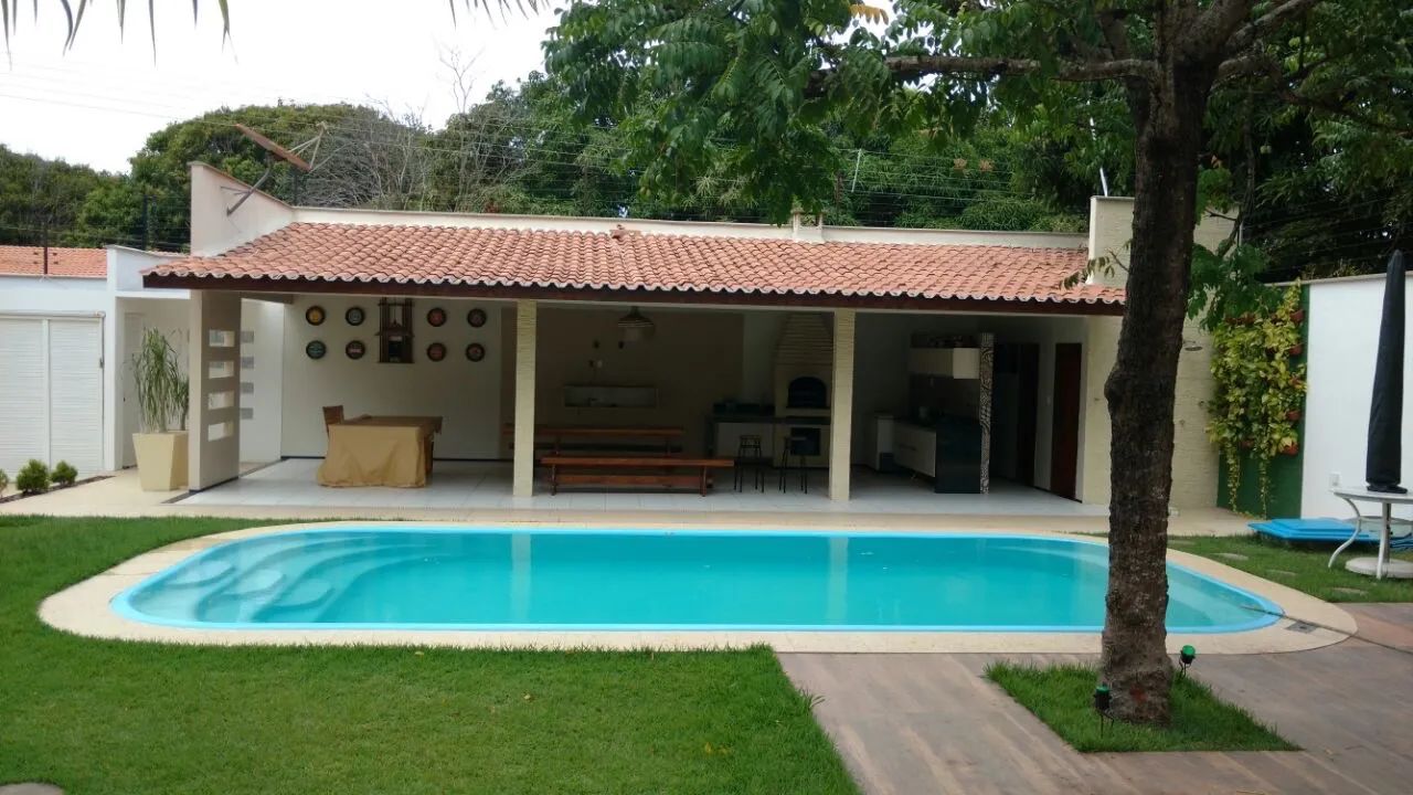 Casa com piscina para temporada