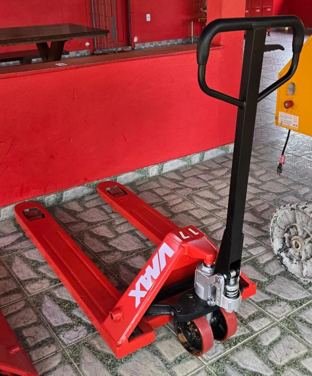 TRANSPALETE MANUAL (MATRIM) - 2T E 2,5T